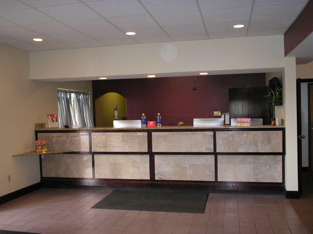 Red Roof Inn & Suites Middletown - Franklin Dış mekan fotoğraf